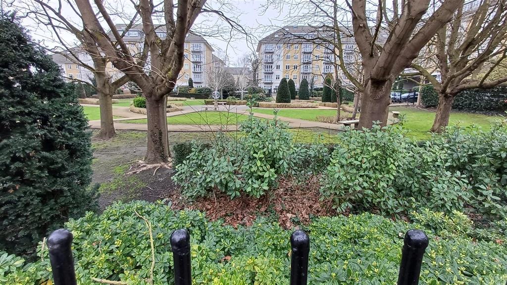 Flat 44, Lexington House, 35, Park Lodge Avenue, WEST DRAYTON, Middlesex, UB7 9FJ