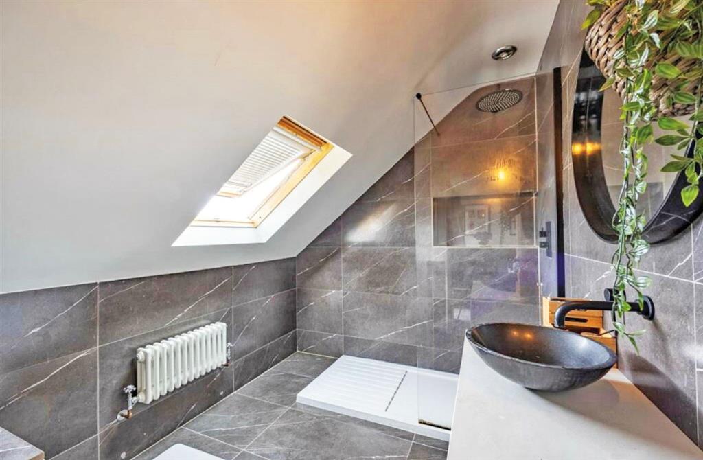 36, Ailsa Road, WESTCLIFF-ON-SEA, Essex, SS0 8BL