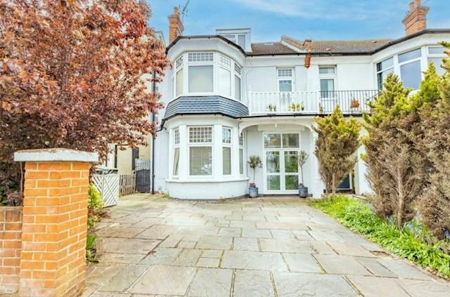 36, Ailsa Road, WESTCLIFF-ON-SEA, Essex, SS0 8BL