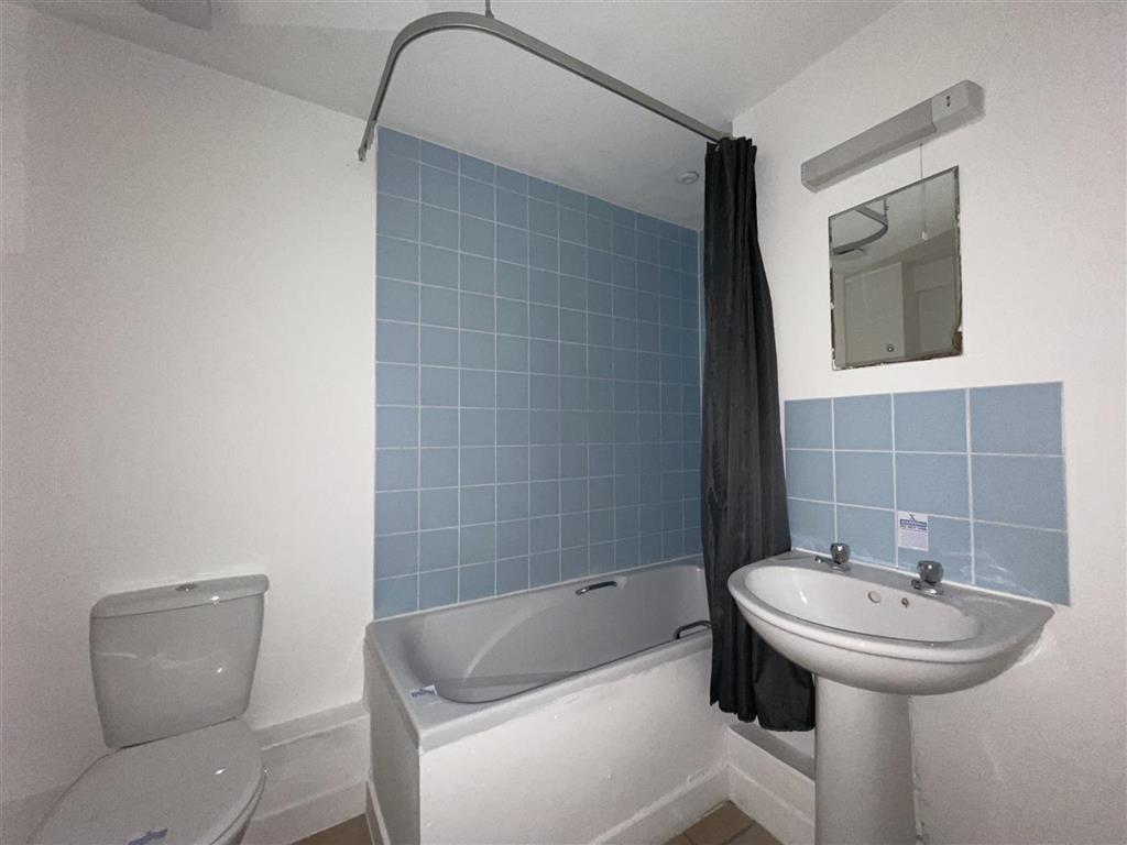 17, Coytes Gardens, IPSWICH, Suffolk, IP1 1PS