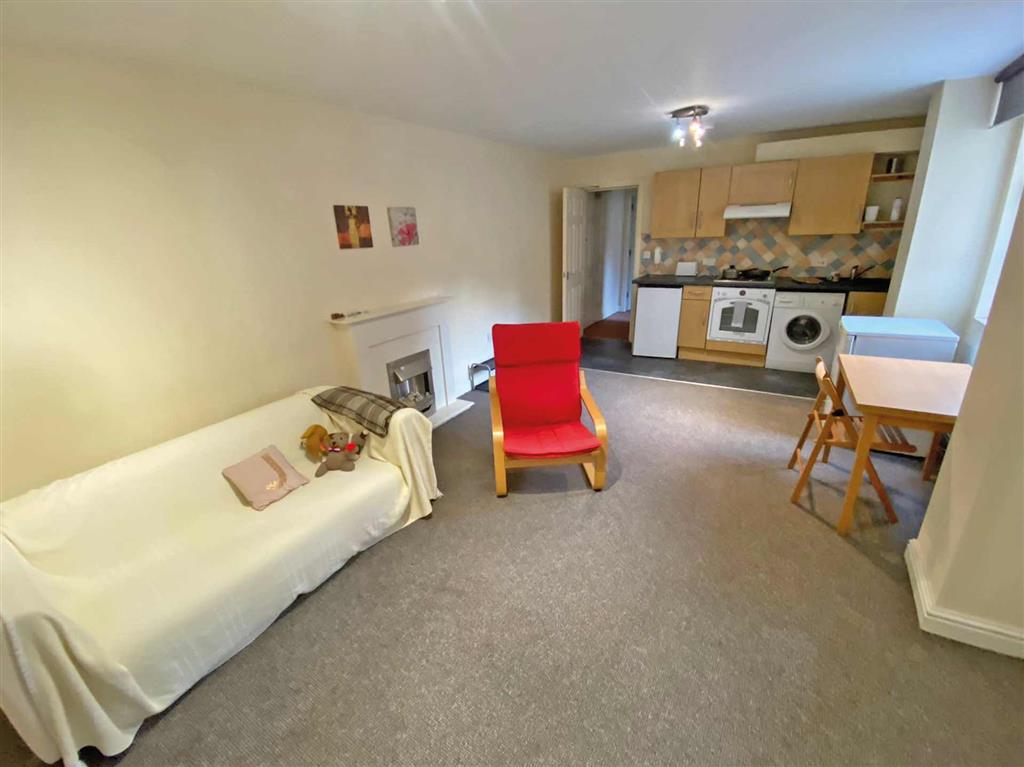 Apartment 4, The New Alexandra Court, Woodborough Road, NOTTINGHAM, Nottinghamshire, NG3 4LN