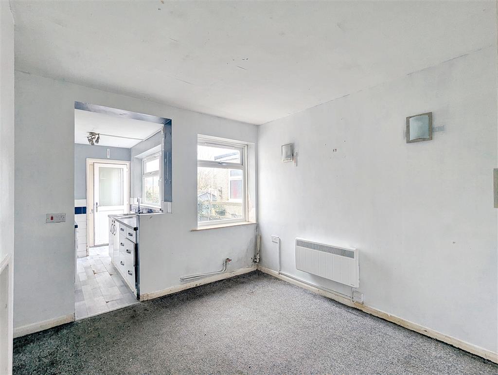 2 Upper Ruxley Cottages, Maidstone Road, SIDCUP, Kent, DA14 5AP