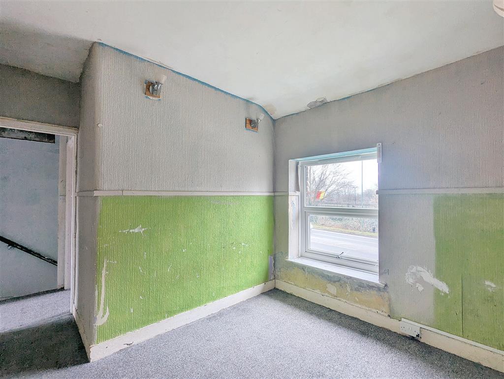 2 Upper Ruxley Cottages, Maidstone Road, SIDCUP, Kent, DA14 5AP