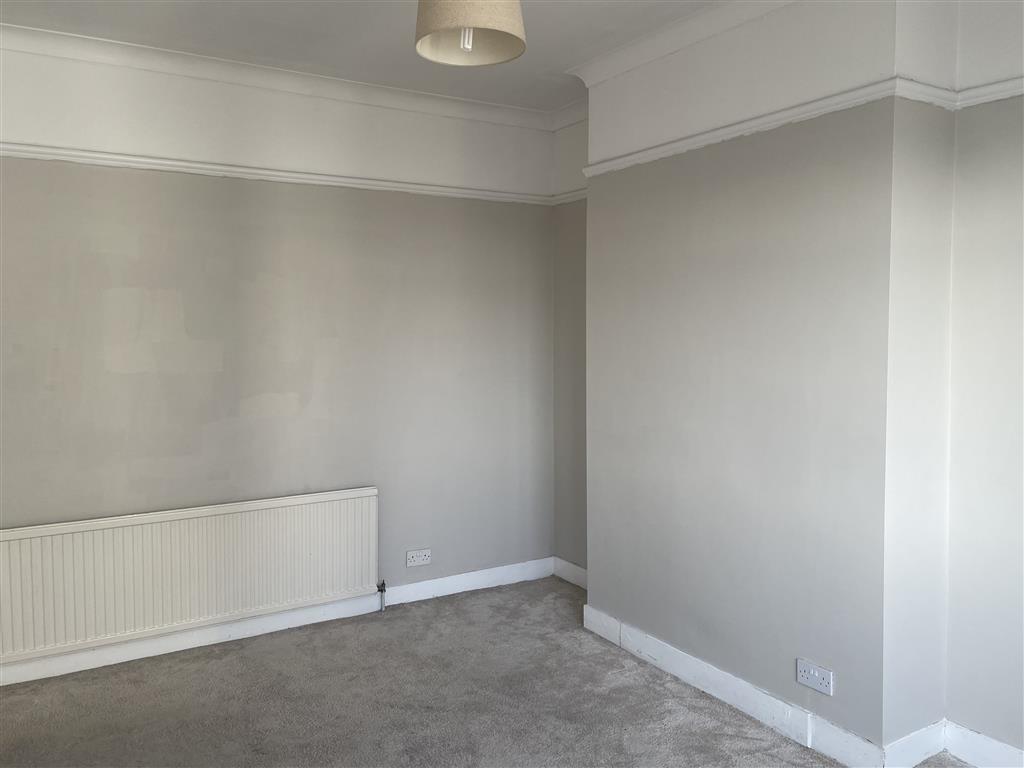 Flat 3, 9, San Remo Parade, WESTCLIFF-ON-SEA, Essex, SS0 7RD