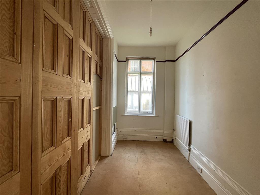Flat 3, 32, St. Johns Road, EASTBOURNE, East Sussex, BN20 7JB