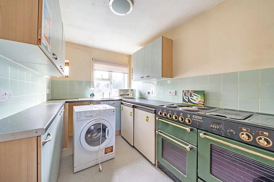 17, Bankside, HAYWARDS HEATH, West Sussex, RH17 5QN