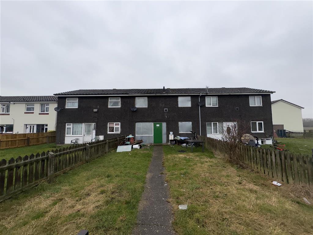 13, Kendal Road, IMMINGHAM, South Humberside, DN40 1JB