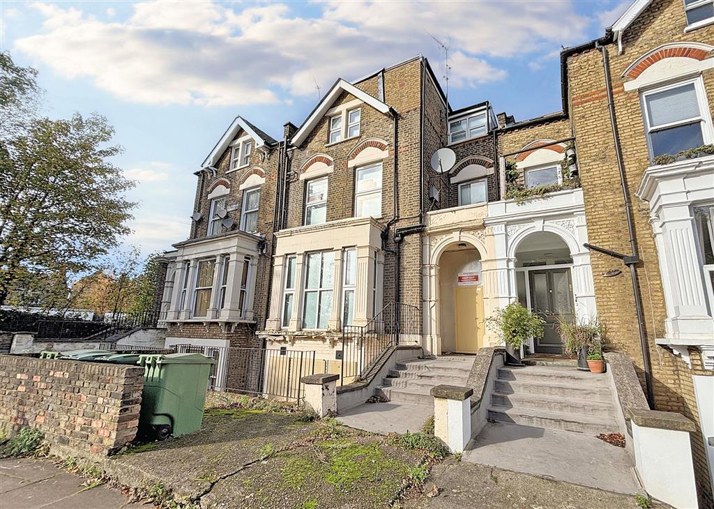2, Endymion Road, London, N4 1EE