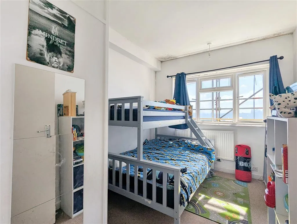 Flat 68, Rosehill Court, St. Helier Avenue, MORDEN, Surrey, SM4 6JT