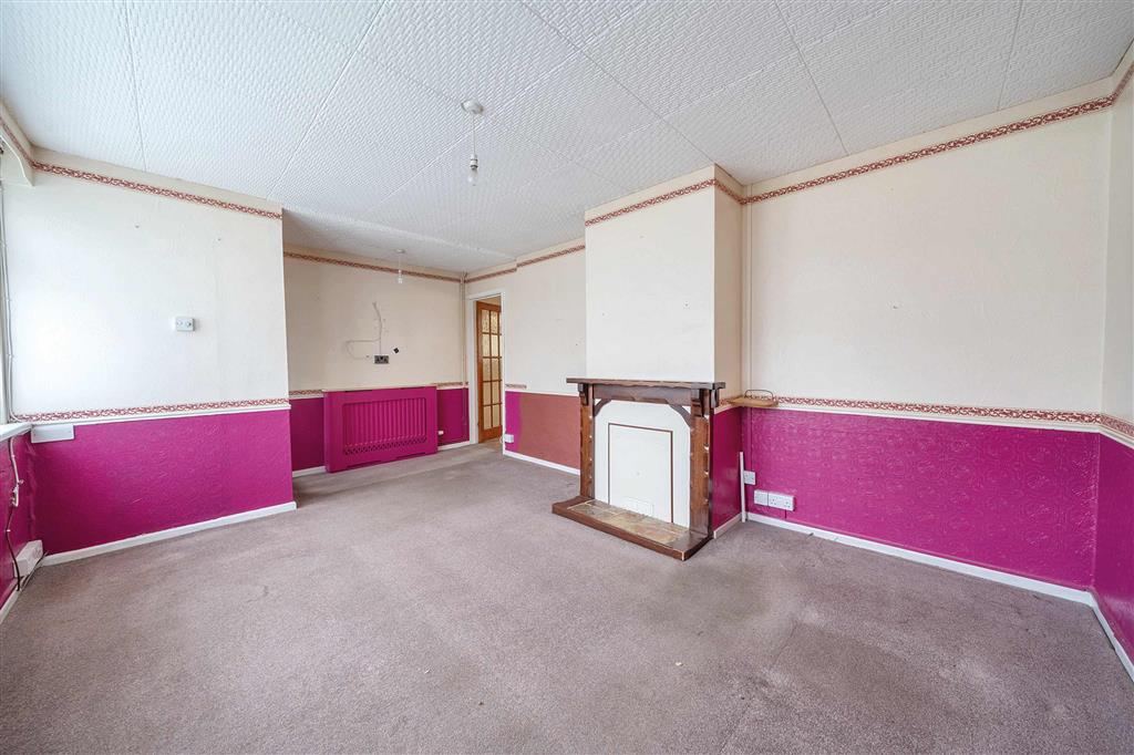 56, Woodland Avenue, BURGESS HILL, West Sussex, RH15 0PE