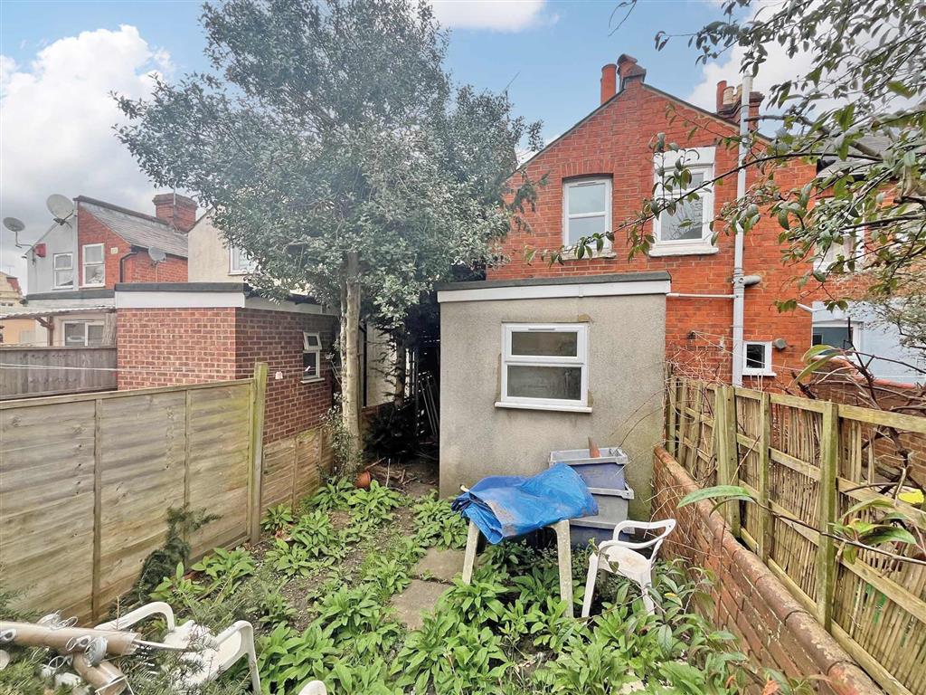 10, Granby Gardens, READING, Berkshire, RG1 5RT