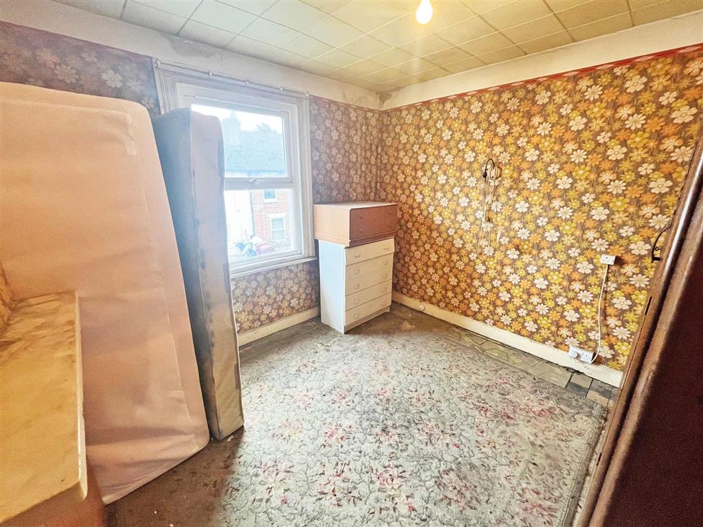 10, Granby Gardens, READING, Berkshire, RG1 5RT