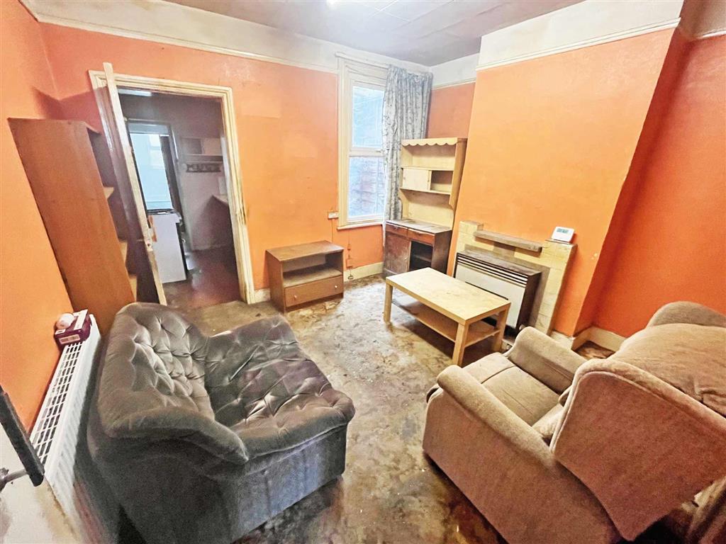 10, Granby Gardens, READING, Berkshire, RG1 5RT