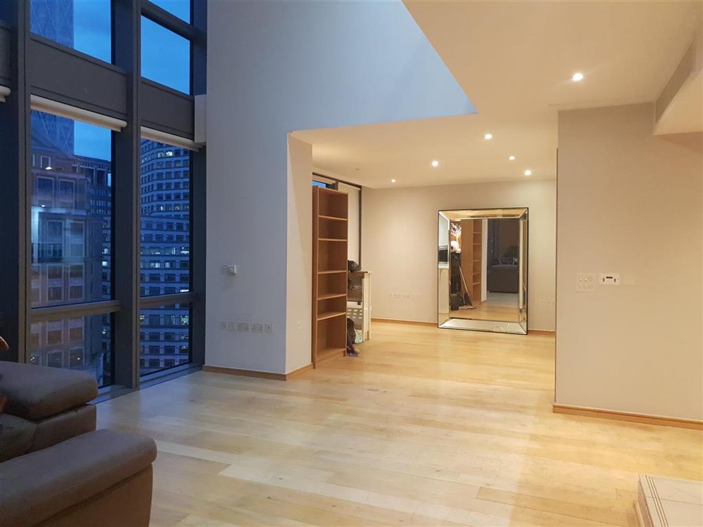 Apartment 1304, 26, Hertsmere Road, Canary Wharf, London, E14 4EF