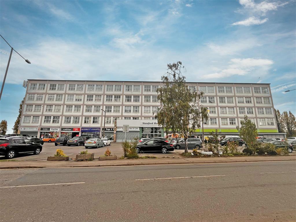 Flat 20, Stanford House, Princess Margaret Road, TILBURY, Essex, RM18 8YP
