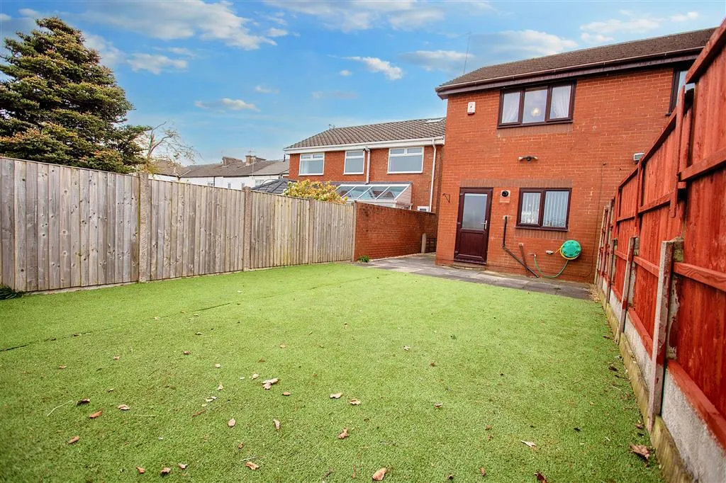 130b, Liverpool Road, SKELMERSDALE, Lancashire, WN8 8BX
