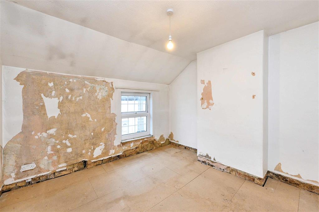 13, Rose Lane, BIGGLESWADE, Bedfordshire, SG18 0JT