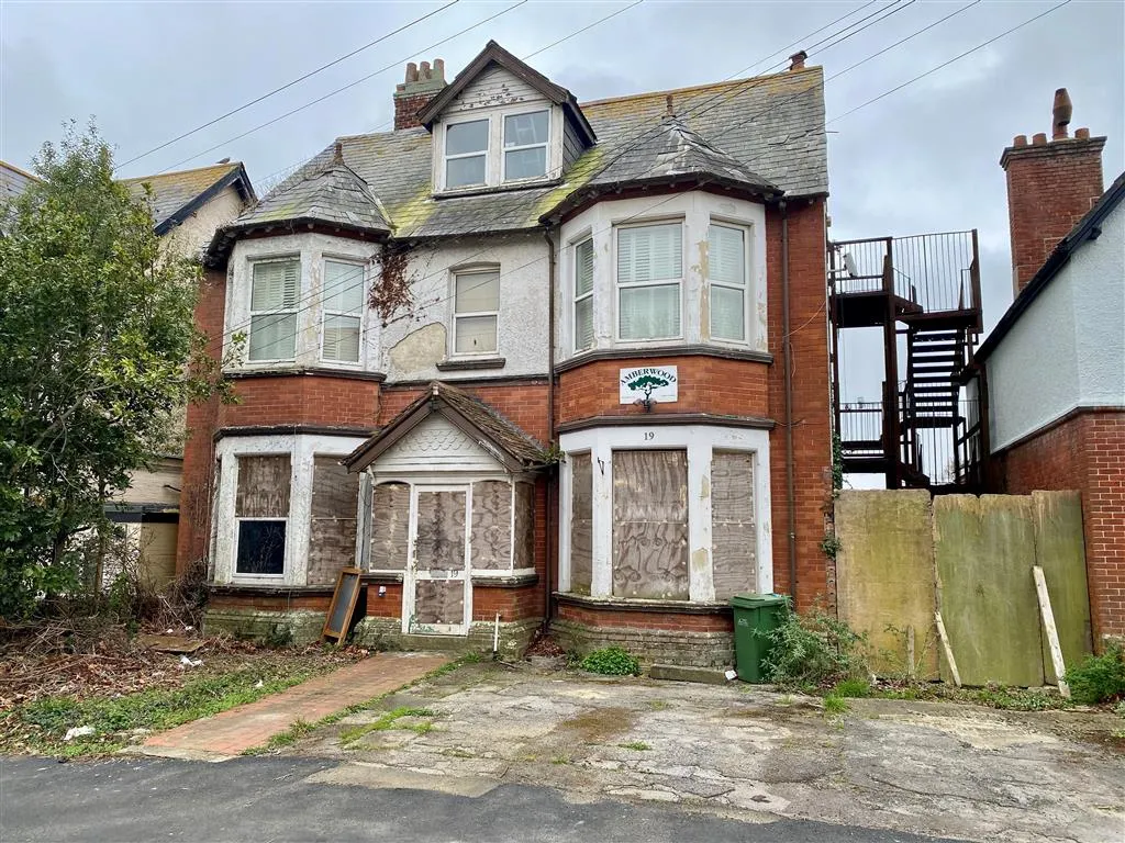 19, Carlton Road South, WEYMOUTH, Dorset, DT4 7PL
