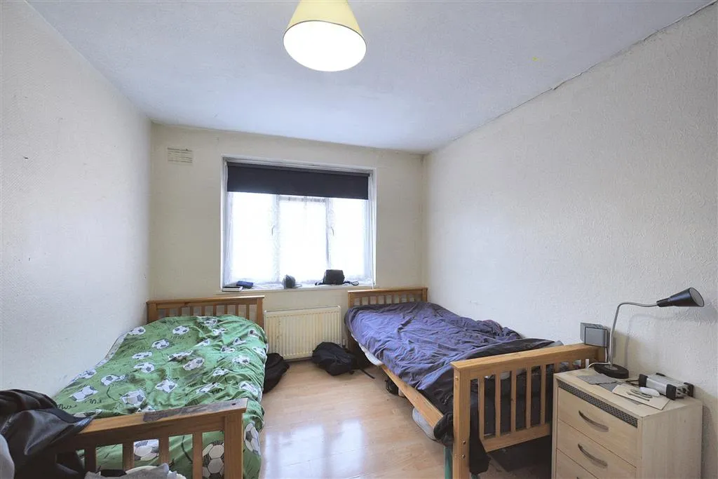 283b, Malden Road, SUTTON, Surrey, SM3 8ET