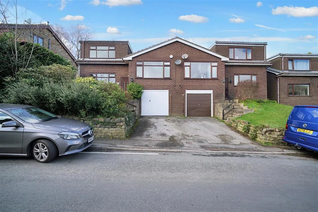 16, Temple Lane, LITTLEBOROUGH, Lancashire, OL15 9QH