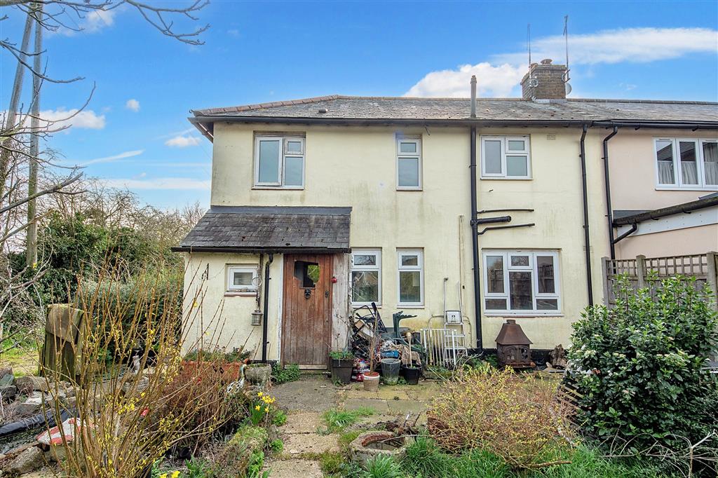 1, Edwards Cottages, WARE, Hertfordshire, SG11 1HS