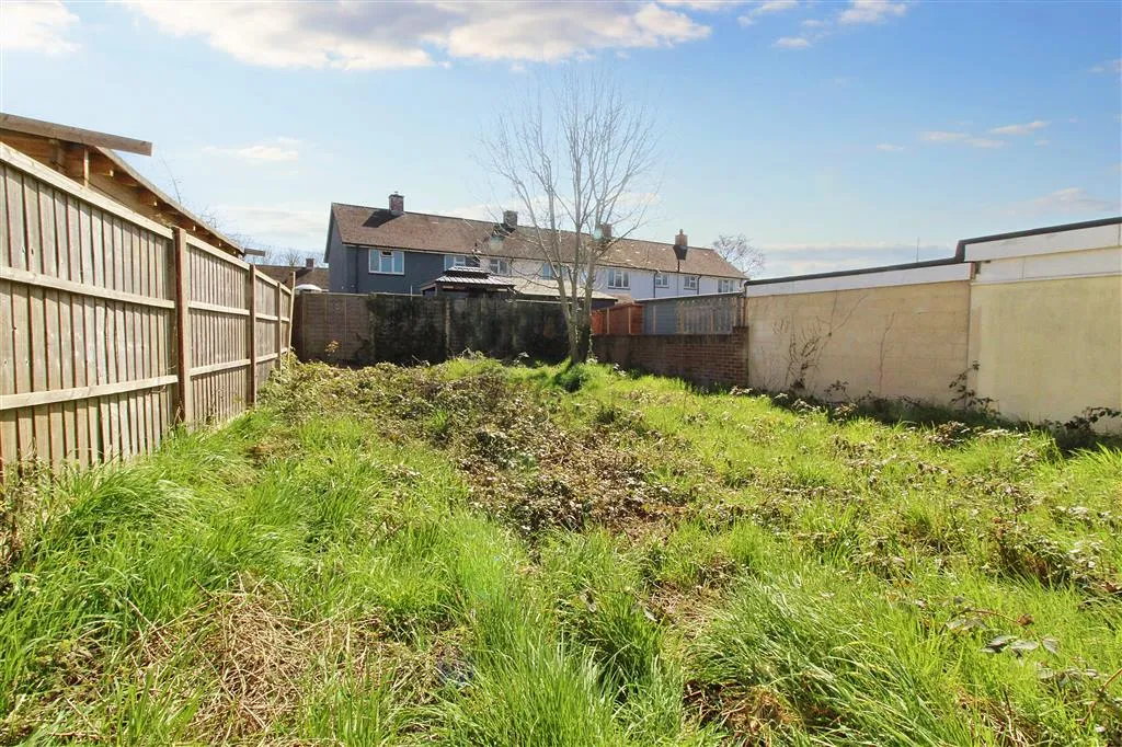 28, Barnfield Road, SOUTHAMPTON, Hampshire, SO19 9GS
