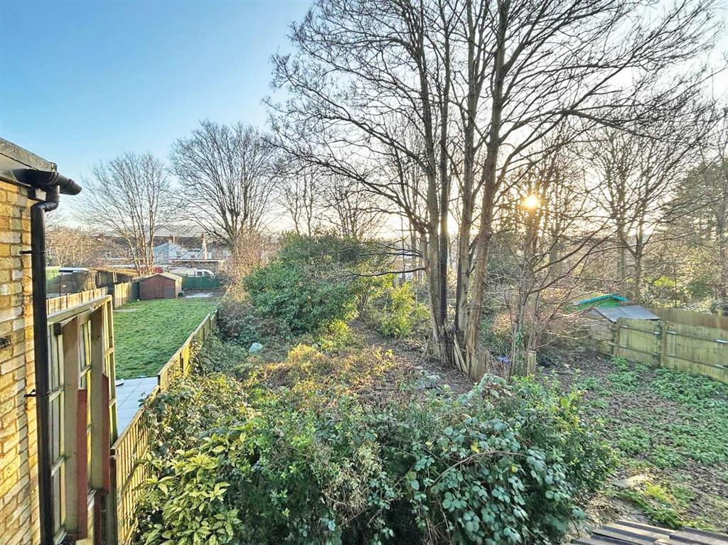 Flat 1, 85, Avondale Road, SOUTH CROYDON, Surrey, CR2 6JF