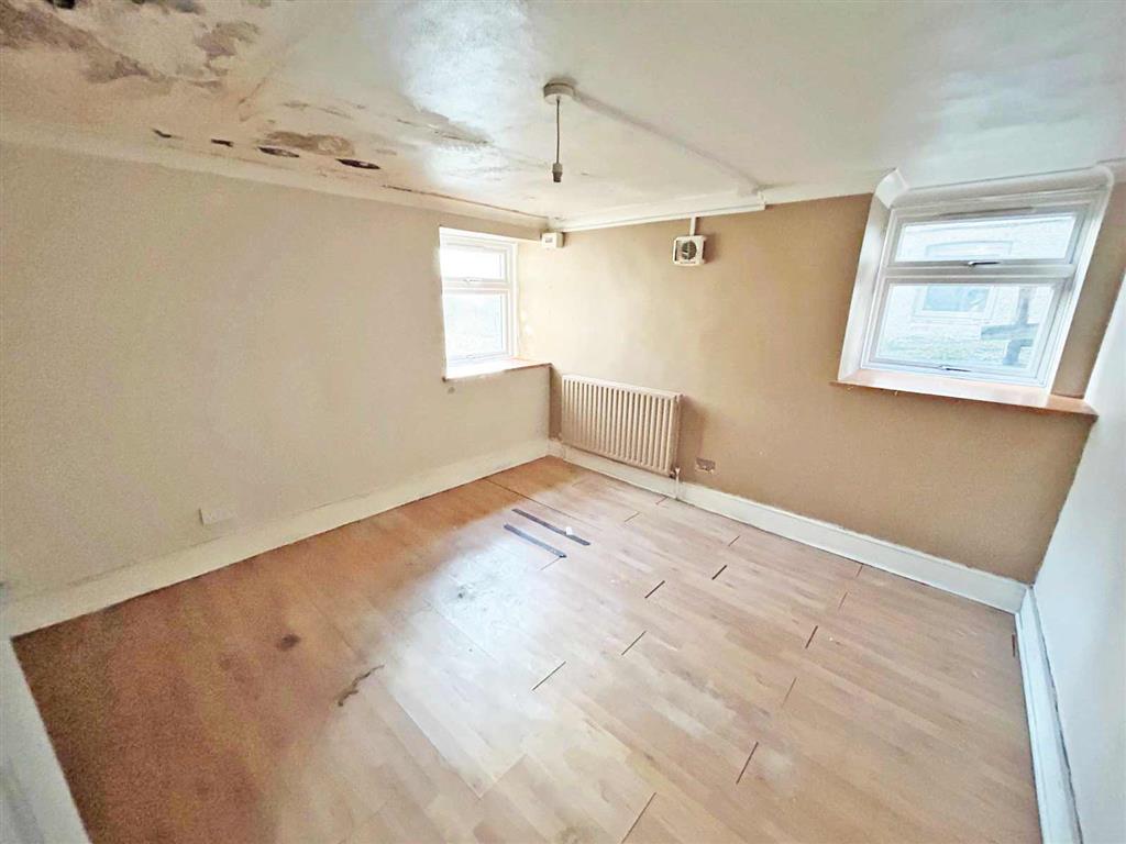 Flat 1, 85, Avondale Road, SOUTH CROYDON, Surrey, CR2 6JF
