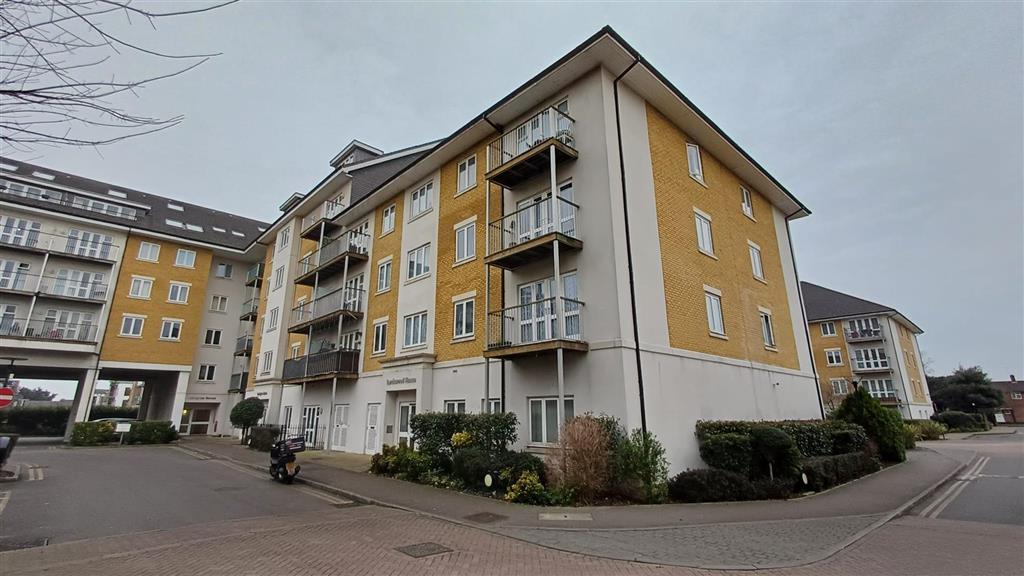 Flat 44, Lexington House, 35, Park Lodge Avenue, WEST DRAYTON, Middlesex, UB7 9FJ