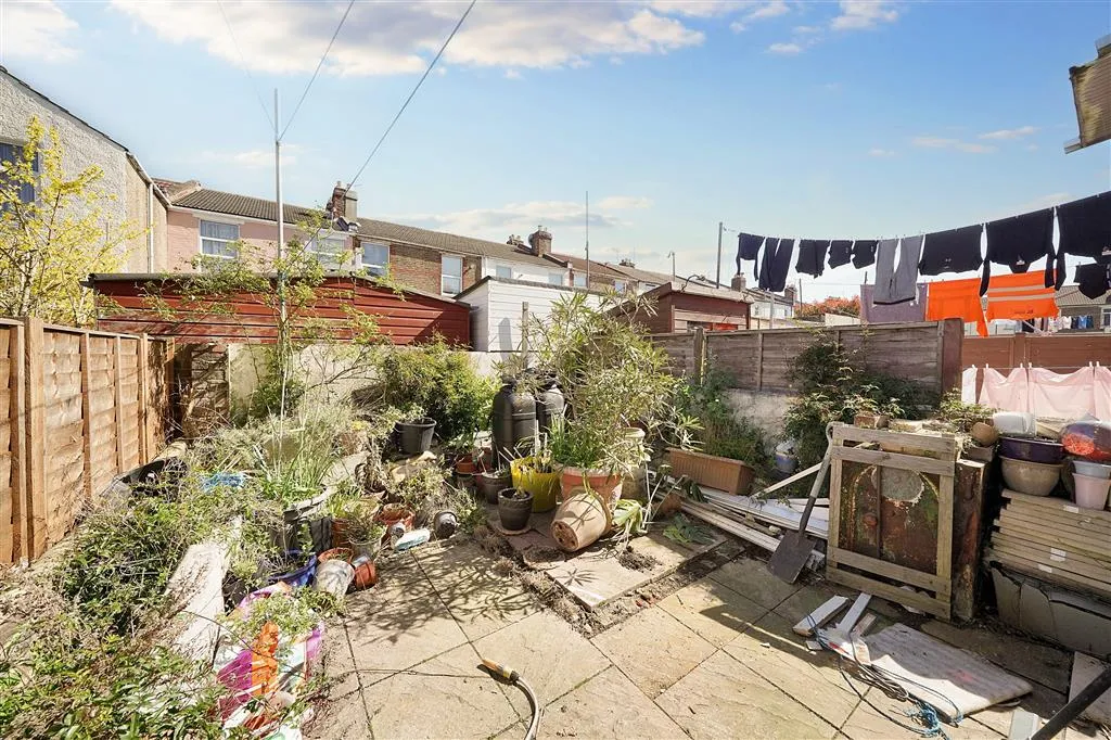24, Bedhampton Road, PORTSMOUTH, Hampshire, PO2 7JY