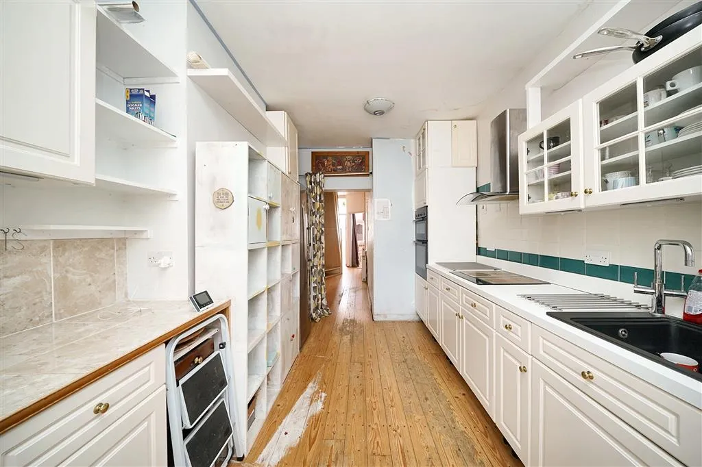 24, Bedhampton Road, PORTSMOUTH, Hampshire, PO2 7JY