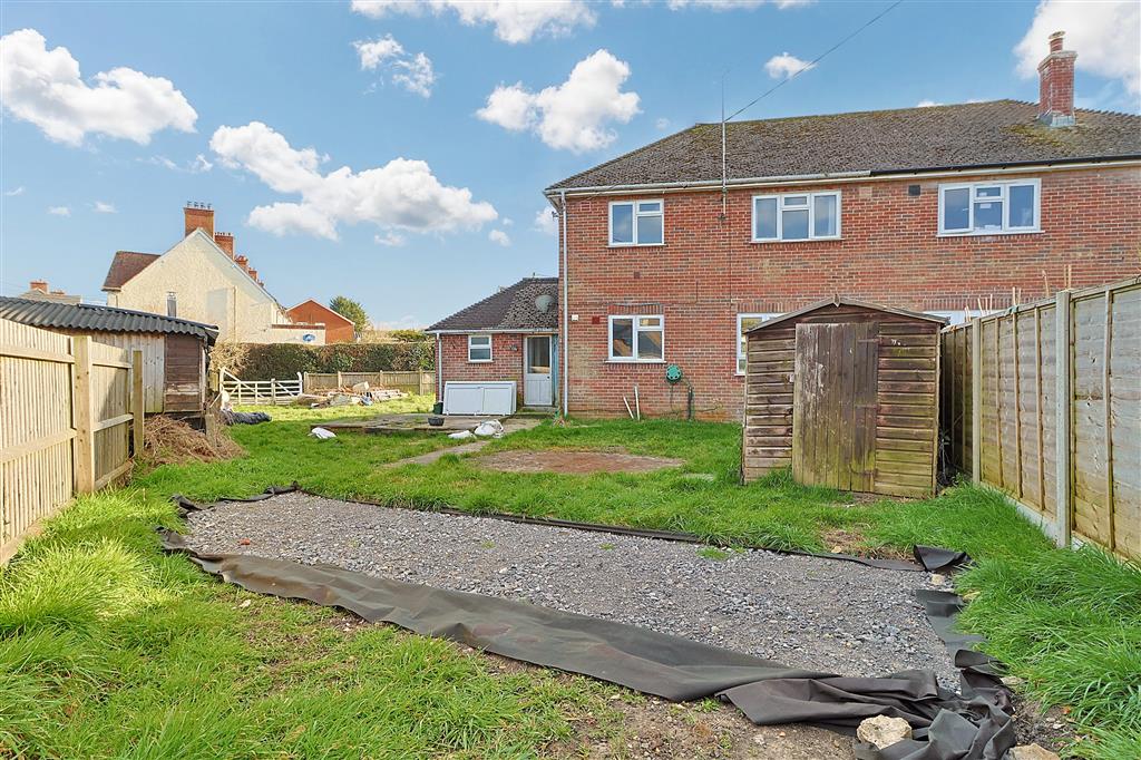 4, West Street, TEMPLECOMBE, Somerset, BA8 0LG