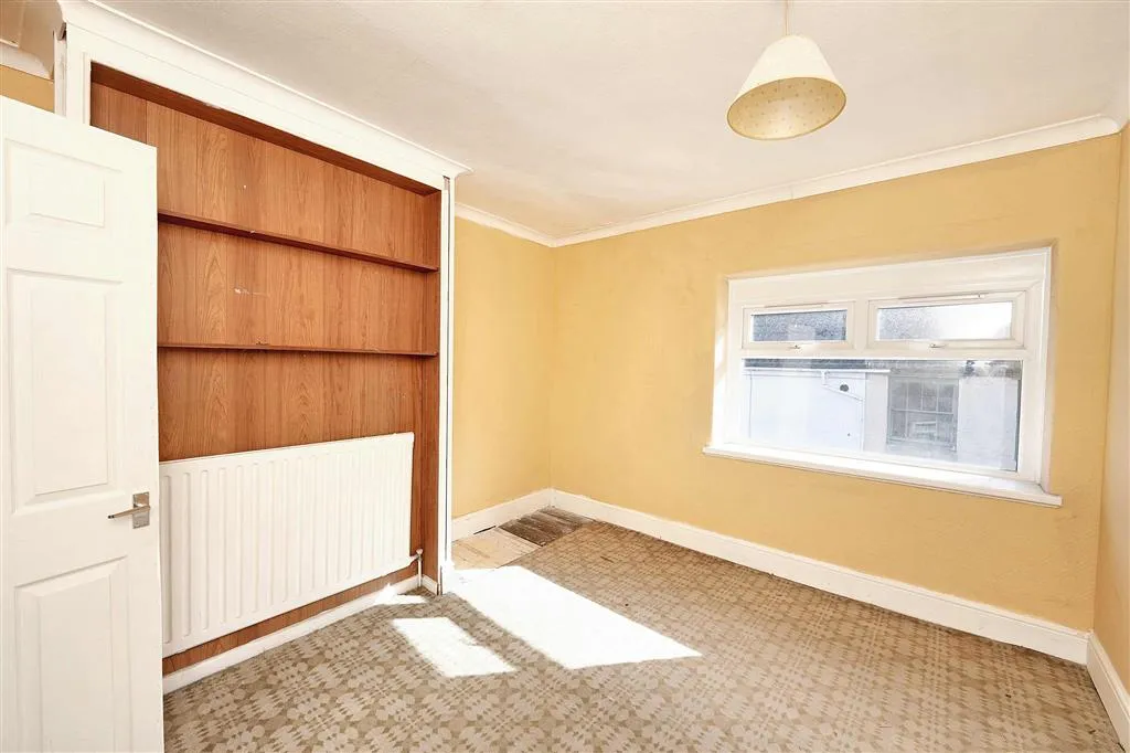 2, Pembroke Road, BRISTOL, Avon, BS11 9SQ