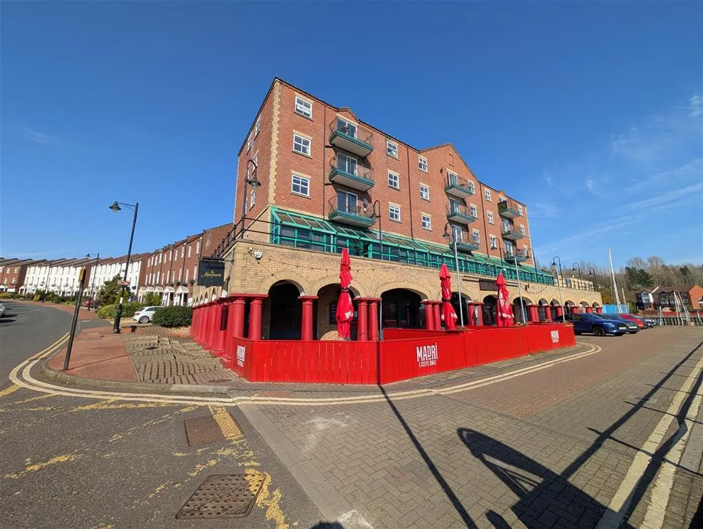 Third Floor Flat, 3, St. Peters Wharf, NEWCASTLE UPON TYNE, Tyne and Wear, NE6 1TW
