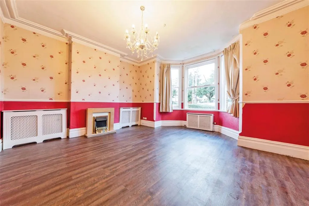 Birchwood House, 6-8, Dudley Road, GRANTHAM, Lincolnshire, NG31 9AA
