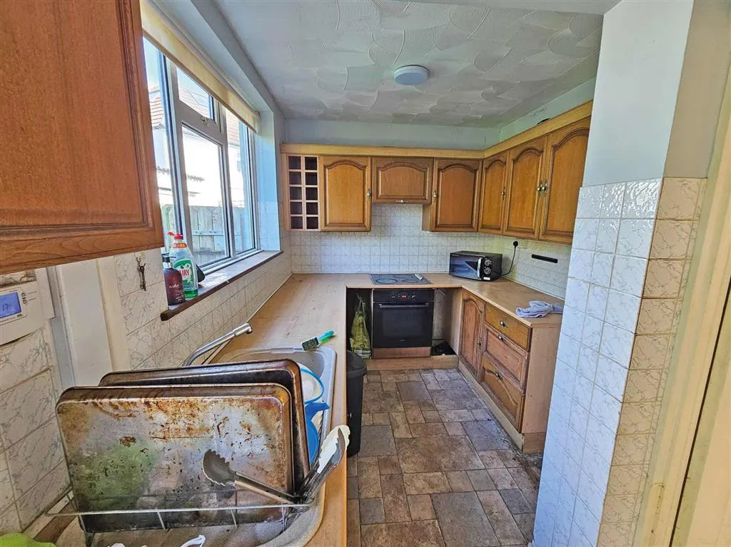 28, Firgrove Road, SOUTHAMPTON, Hampshire, SO52 9JF