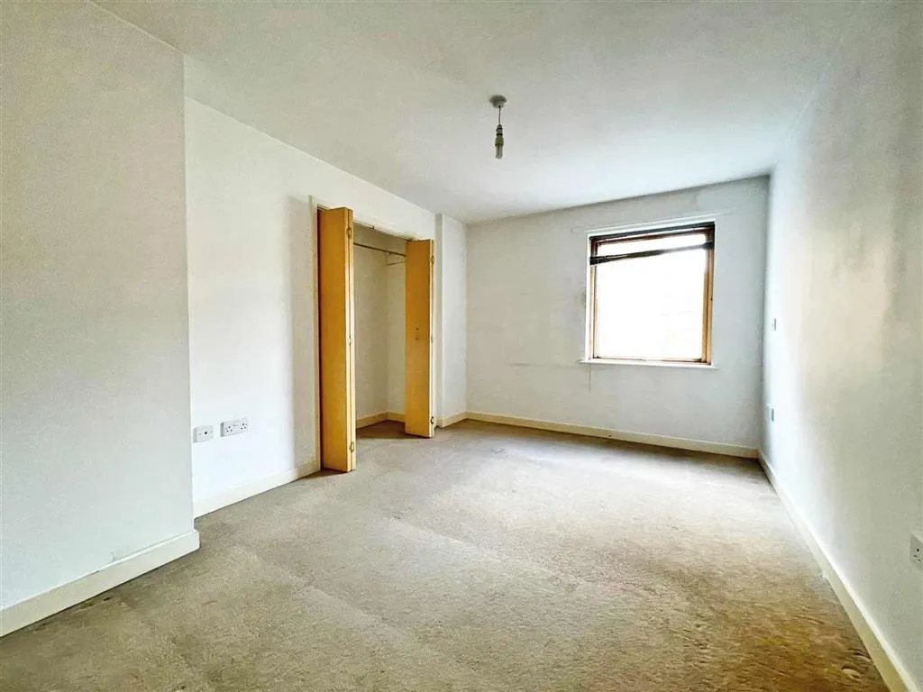17, Coytes Gardens, IPSWICH, Suffolk, IP1 1PS