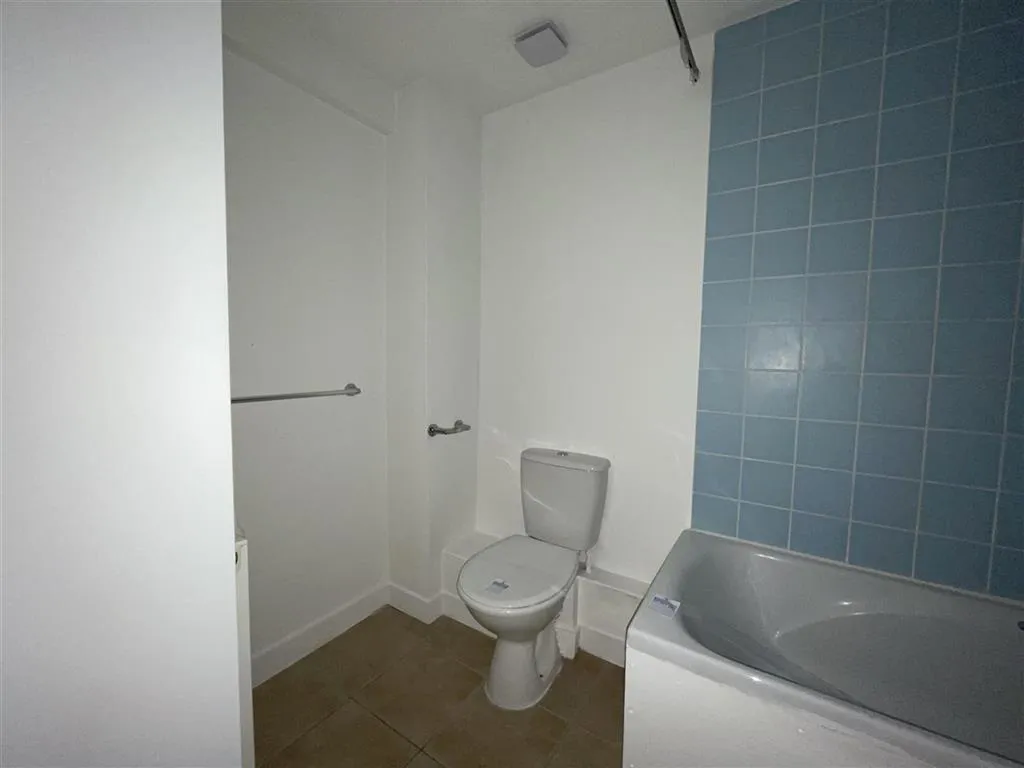 17, Coytes Gardens, IPSWICH, Suffolk, IP1 1PS
