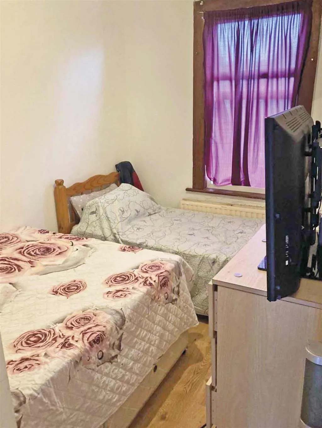 33, Pembar Avenue, Walthamstow, London, E17 6HN