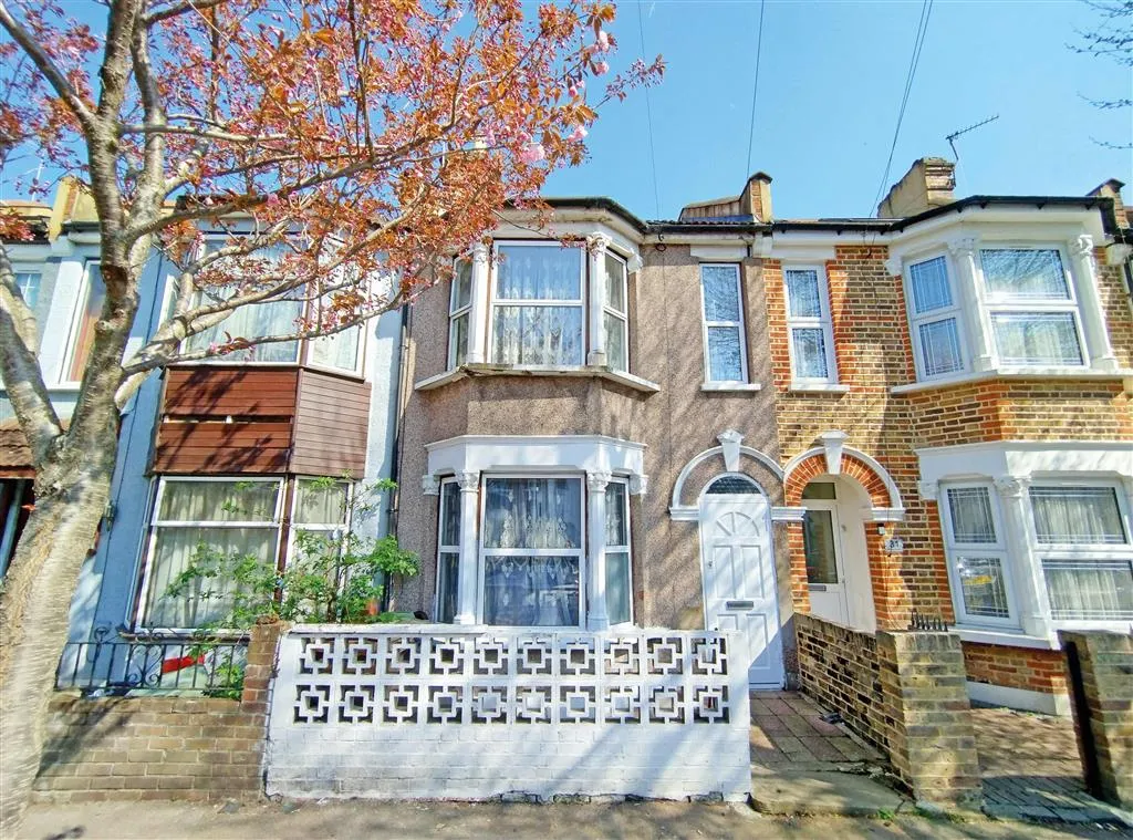 33, Pembar Avenue, Walthamstow, London, E17 6HN