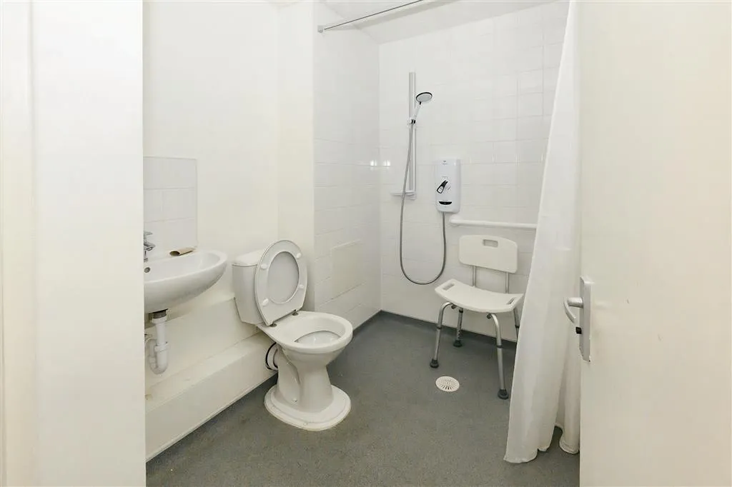 29, Playford Square, LUTON, Bedfordshire, LU4 9BE