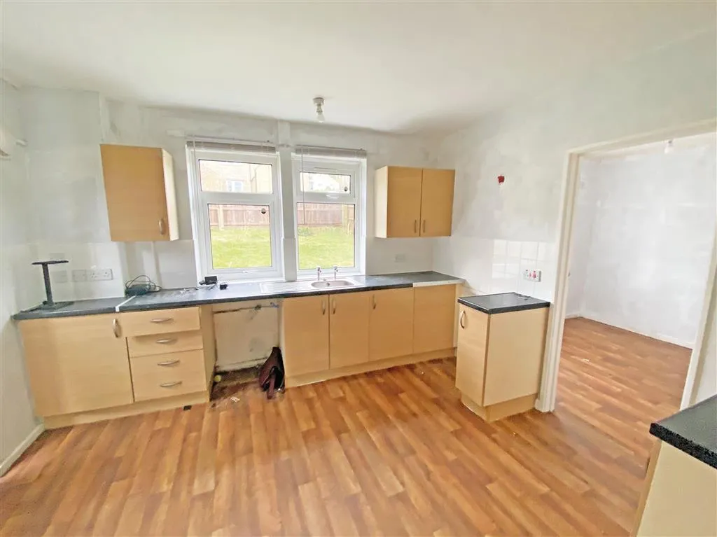13, Macarthur Road, CHELTENHAM, Gloucestershire, GL54 3HS