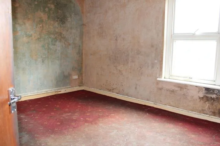 35, Beech Street, BARNSLEY, South Yorkshire, S70 4HT