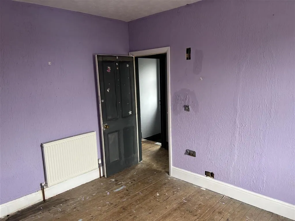 21, Agincourt Road, CLACTON-ON-SEA, Essex, CO15 3EB