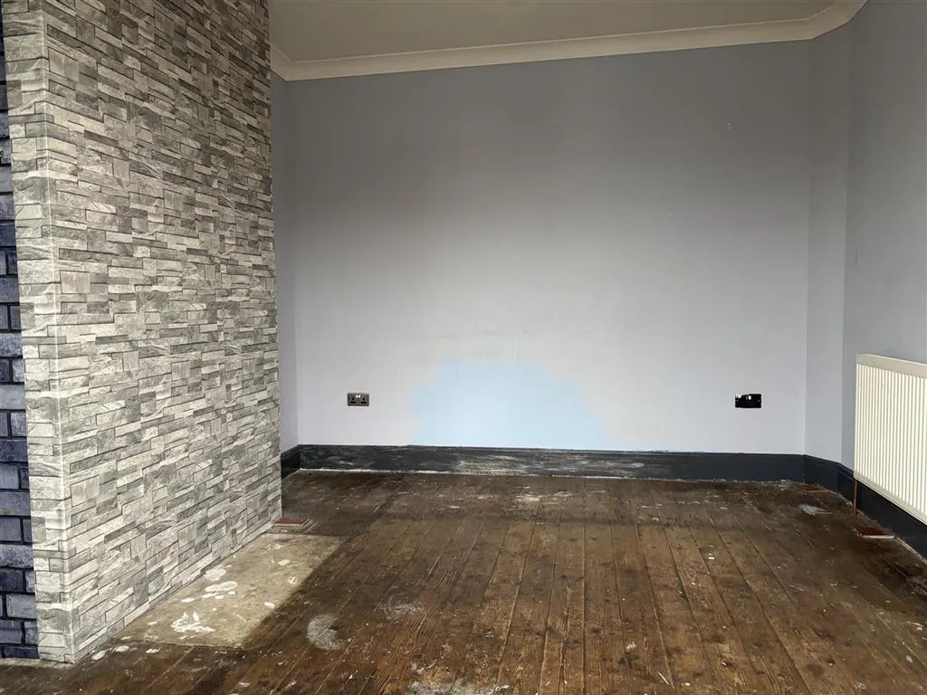 21, Agincourt Road, CLACTON-ON-SEA, Essex, CO15 3EB