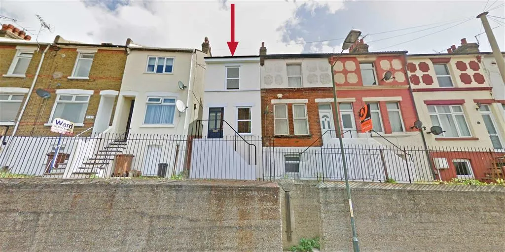 Land adj. 95, Upper Luton Road, CHATHAM, Kent, ME5 7BJ
