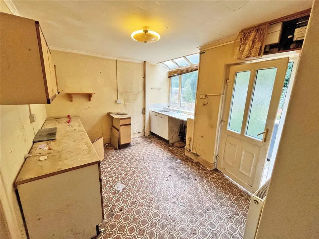 12, Wharf Road, HIGH PEAK, Derbyshire, SK23 7AD