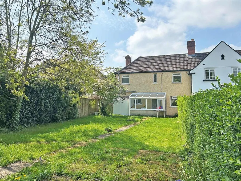 17, Camp Road, CHEPSTOW, Gwent, NP16 5QT