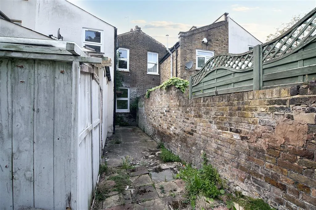 247, Westferry Road, London, E14 3RS