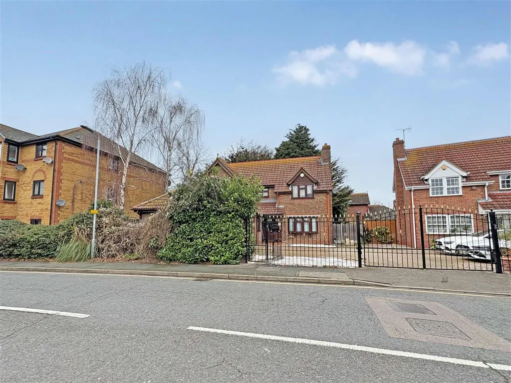 Kalida, 1 Argent Street, GRAYS, Essex, RM17 6PH